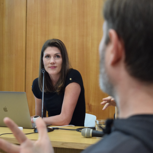 Experta norteamericana dictó charla sobre concepto de “Noticing” a profesores PUCV