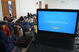 Aula Virtual recibió a estudiantes novatos con inducciones sobre la plataforma