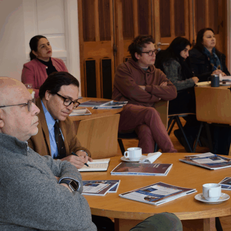 PUCV presentó Trayectoria Formativa ante directivos