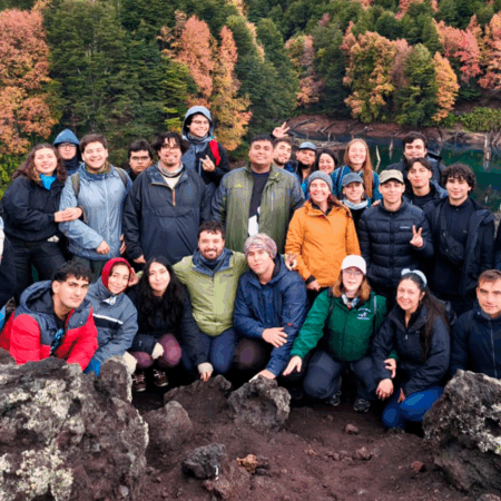 PUCV fortalece el aprendizaje territorial en Geografía Ambiental mediante experiencias en terreno
