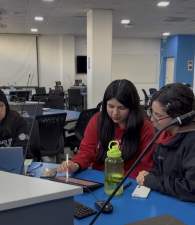 PUCV desarrolla curso para potenciar competencias digitales transversales en sus estudiantes
