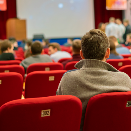 Desarrollo Docente PUCV participó en conferencias internacionales sobre innovación para la educación superior